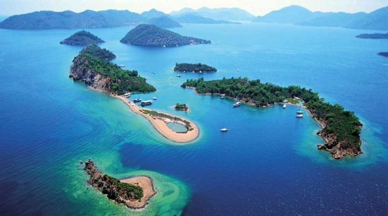 Discover Bodrum’s Hidden Bays on a Blue Cruise